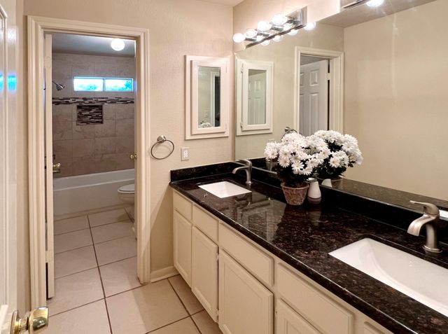 16907 Ascot Meadow Drive, Sugar Land, TX 77479