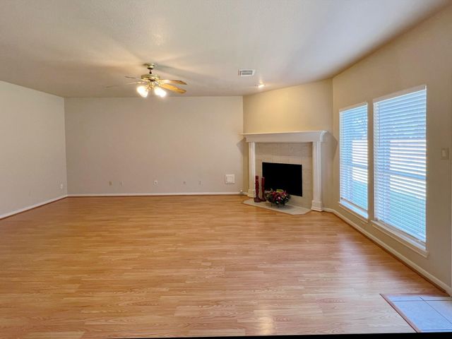 16907 Ascot Meadow Drive, Sugar Land, TX 77479