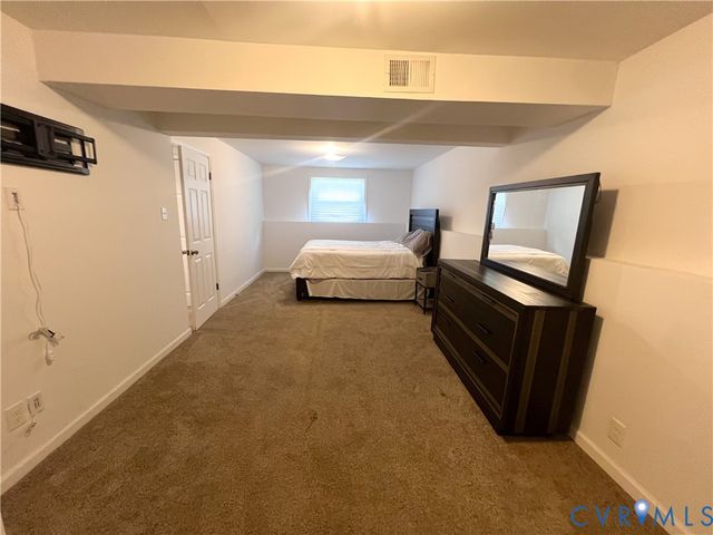 5806 Winterleaf Dr, Chesterfield, VA 23234