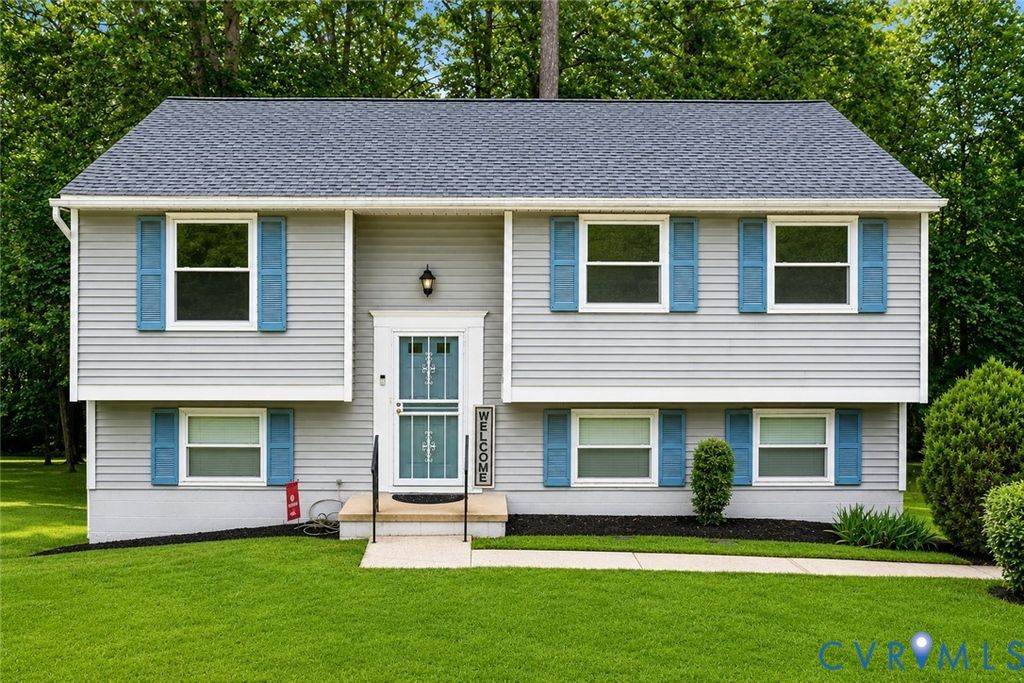 5806 Winterleaf Dr, Chesterfield, VA 23234