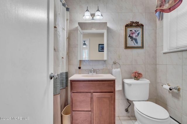 47 Johnson Avenue, West Caldwell, NJ 07007