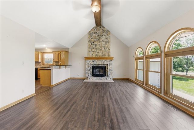 15220 Terra Pulchra Drive, Smithville, MO 64089