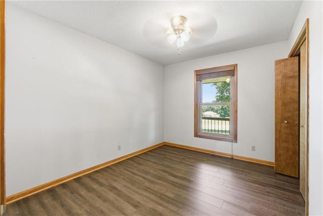 15220 Terra Pulchra Drive, Smithville, MO 64089