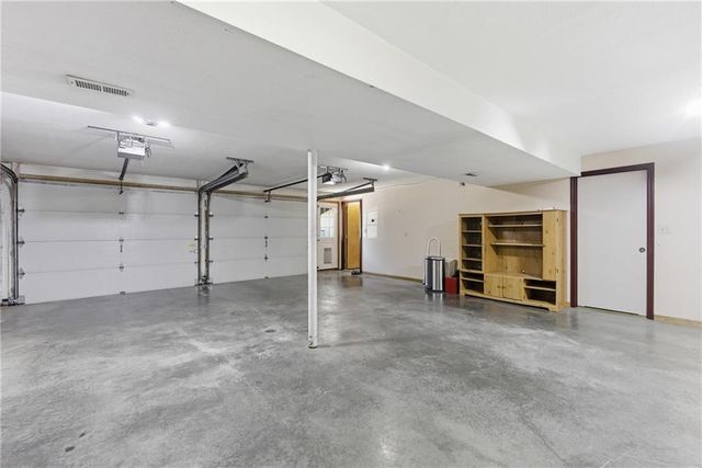 15220 Terra Pulchra Drive, Smithville, MO 64089