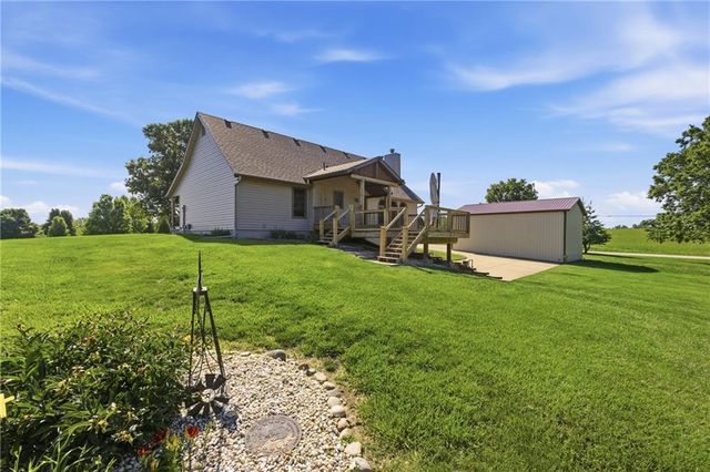 15220 Terra Pulchra Drive, Smithville, MO 64089