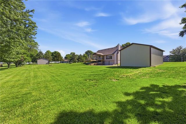 15220 Terra Pulchra Drive, Smithville, MO 64089
