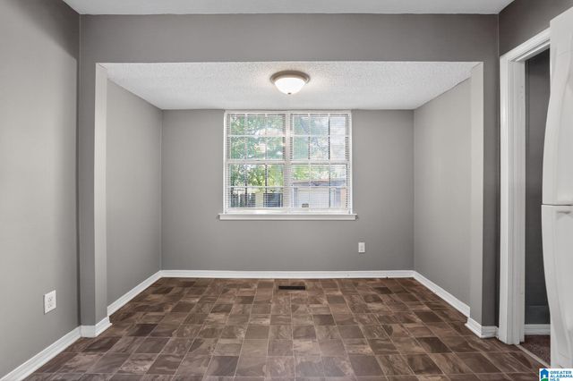 3044 CARLETON ROAD, Birmingham, AL 35215