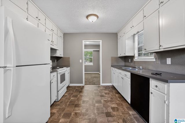 3044 CARLETON ROAD, Birmingham, AL 35215