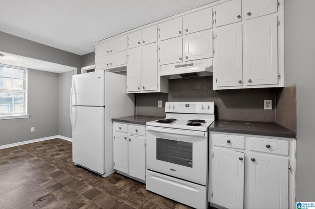 3044 CARLETON ROAD, Birmingham, AL 35215