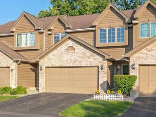 955 Ascot Drive, Elgin, IL 60123