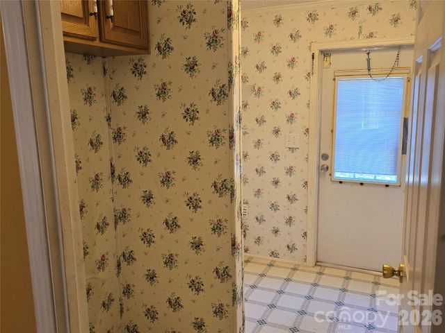 285 Skyuka Road, Statesville, NC 28677