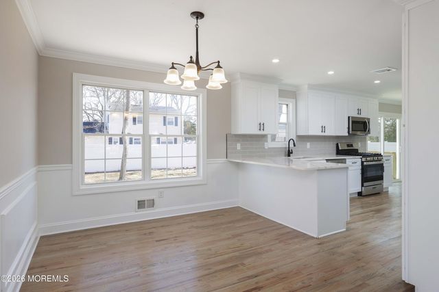 65 Glenn Drive, Brick, NJ 08723