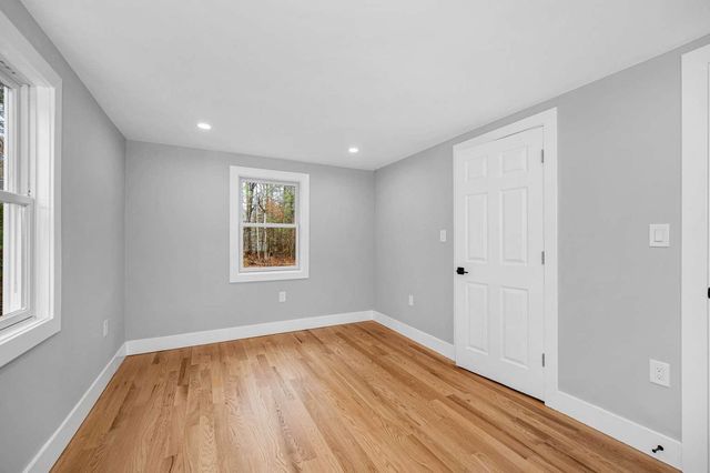 4 Tina Avenue, Pelham, NH 03076