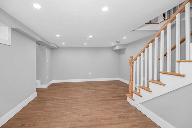 4 Tina Avenue, Pelham, NH 03076