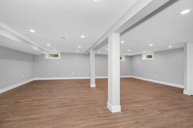 4 Tina Avenue, Pelham, NH 03076