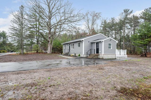 4 Tina Avenue, Pelham, NH 03076