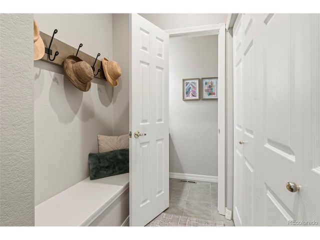 689 Wild Ridge Ln, Lafayette, CO 80026