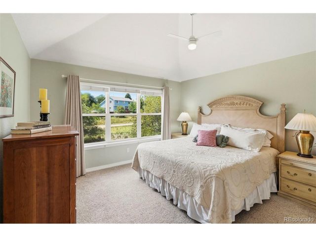 689 Wild Ridge Ln, Lafayette, CO 80026