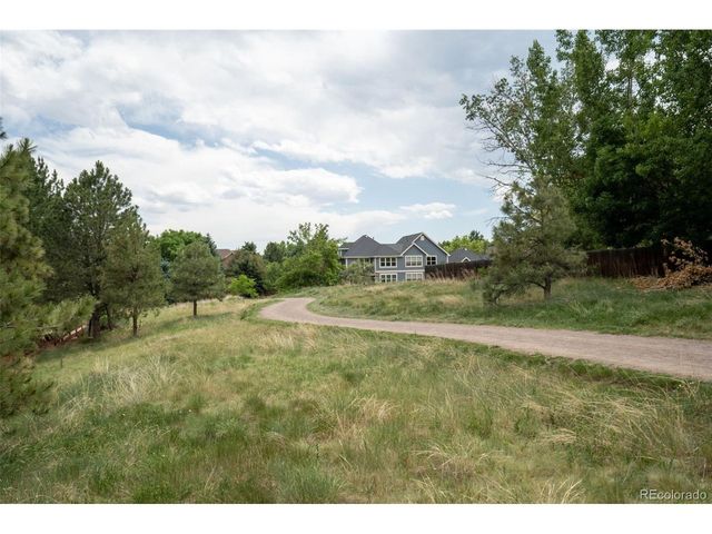 689 Wild Ridge Ln, Lafayette, CO 80026