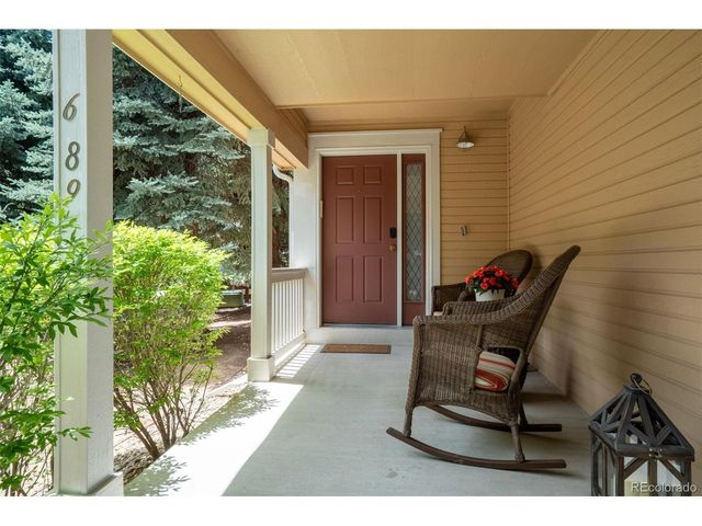 689 Wild Ridge Ln, Lafayette, CO 80026