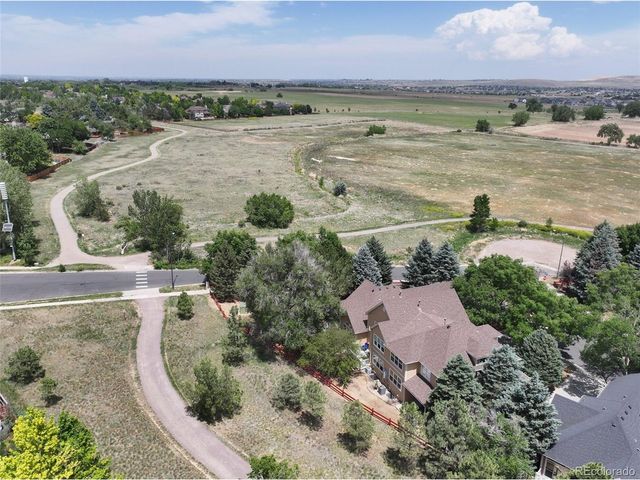 689 Wild Ridge Ln, Lafayette, CO 80026