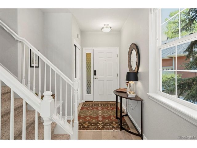 689 Wild Ridge Ln, Lafayette, CO 80026
