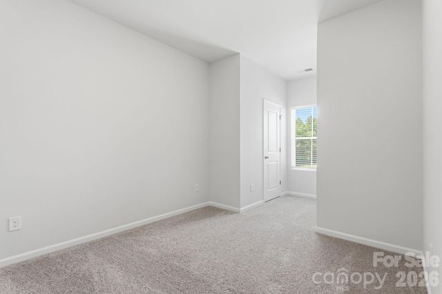4628 Lakeview Road, Charlotte, NC 28216