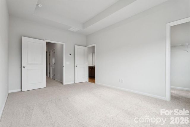 4628 Lakeview Road, Charlotte, NC 28216