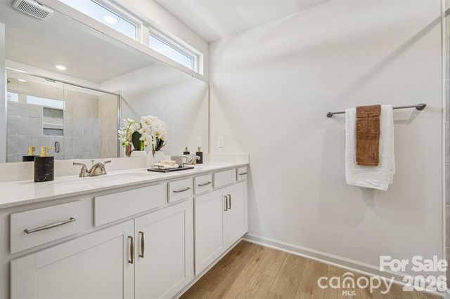 4628 Lakeview Road, Charlotte, NC 28216