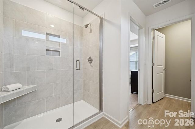4628 Lakeview Road, Charlotte, NC 28216