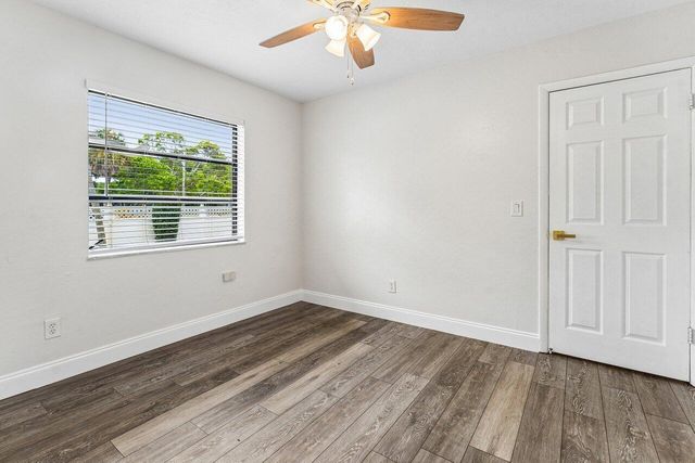 2103 N Palm Circle, North Palm Beach, FL 33408