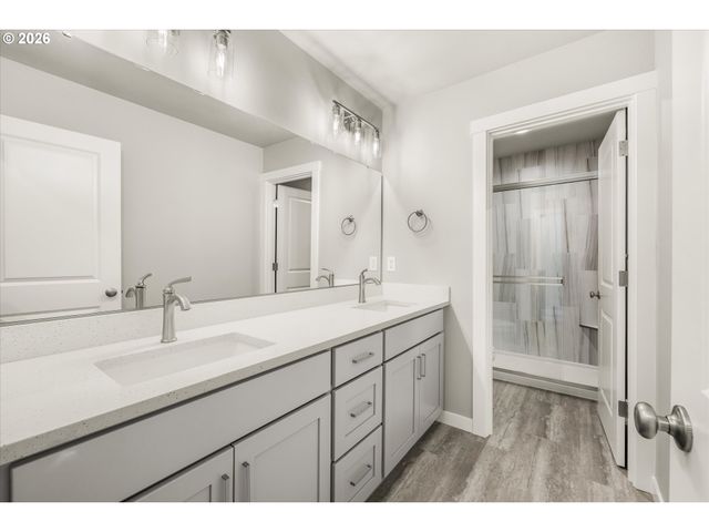 165 Nw MAWRCREST Ave, Gresham, OR 97030