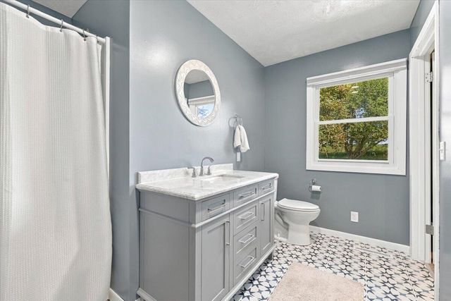 14651 MEADOWBROOK Lane, Council Bluffs, IA 51503