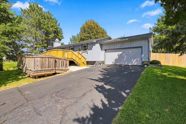 14651 MEADOWBROOK Lane, Council Bluffs, IA 51503