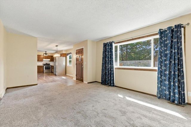 14651 MEADOWBROOK Lane, Council Bluffs, IA 51503