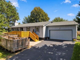 14651 MEADOWBROOK Lane, Council Bluffs, IA 51503