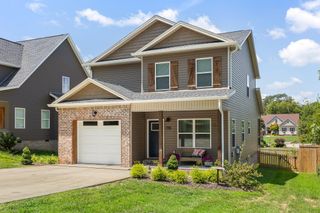 2013 Charles Street NE, Cleveland, TN 37311