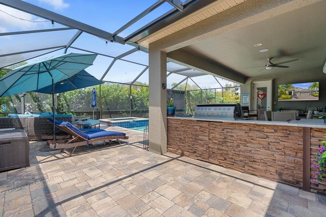 7702 PARADISO DRIVE, Apollo Beach, FL 33572