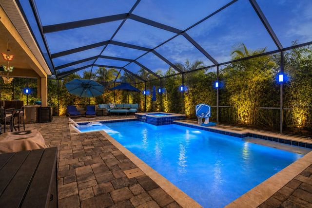 7702 PARADISO DRIVE, Apollo Beach, FL 33572