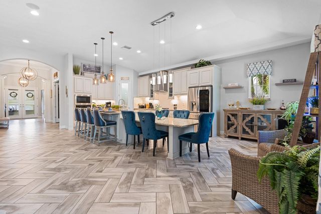 7702 PARADISO DRIVE, Apollo Beach, FL 33572
