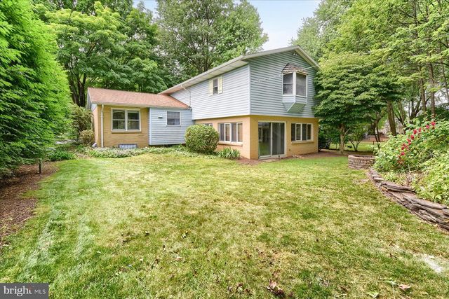 830 KING ST, Palmyra, PA 17078