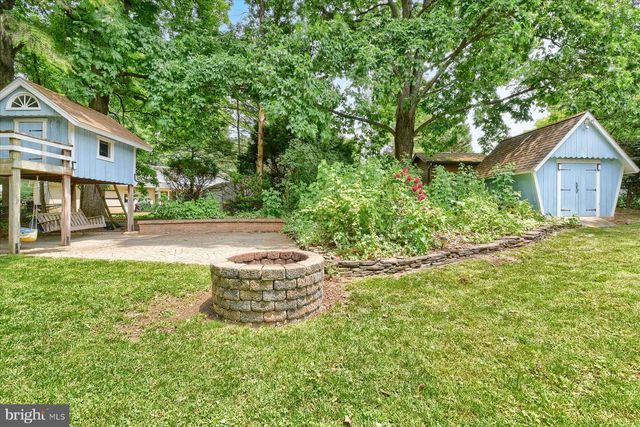 830 KING ST, Palmyra, PA 17078