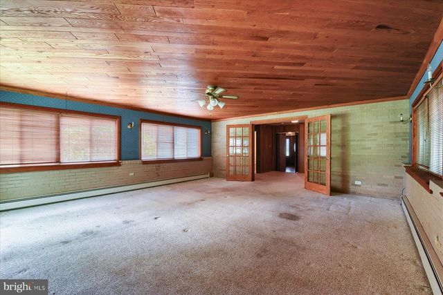 830 KING ST, Palmyra, PA 17078