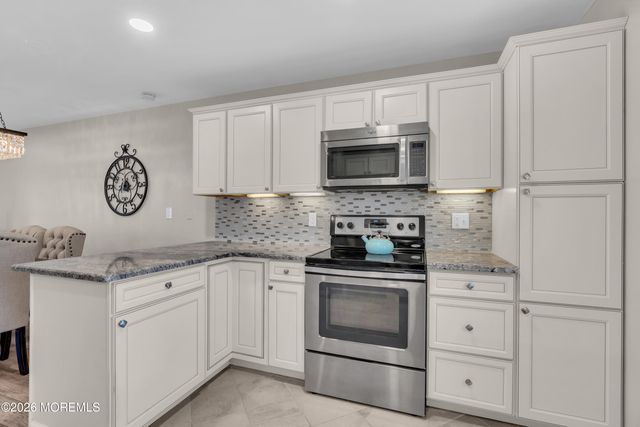 62F Buckingham Drive 100f, Lakewood, NJ 08701