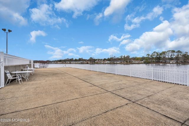 62F Buckingham Drive 100f, Lakewood, NJ 08701