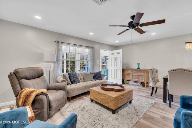 62F Buckingham Drive 100f, Lakewood, NJ 08701