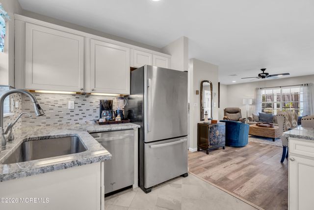 62F Buckingham Drive 100f, Lakewood, NJ 08701