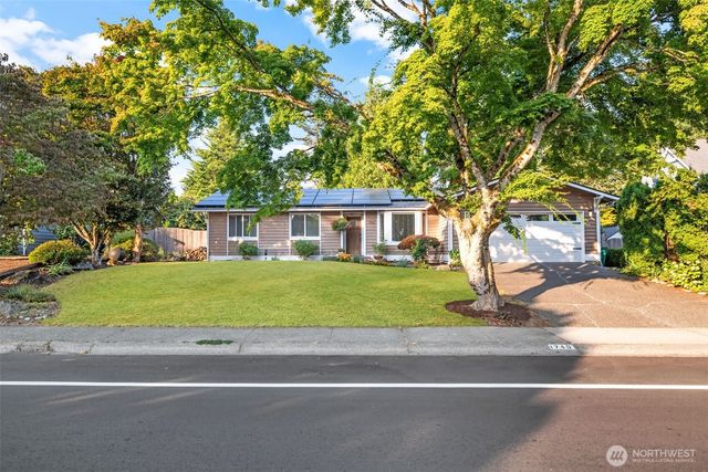1740 211th Way NE, Sammamish, WA 98074