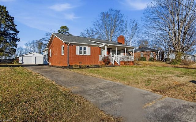 307 Sunrise Avenue, Asheboro, NC 27203
