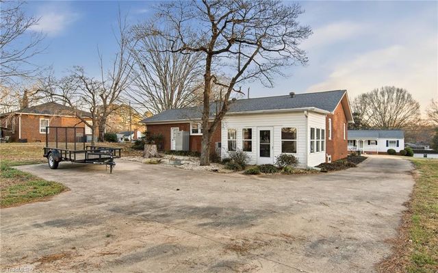 307 Sunrise Avenue, Asheboro, NC 27203